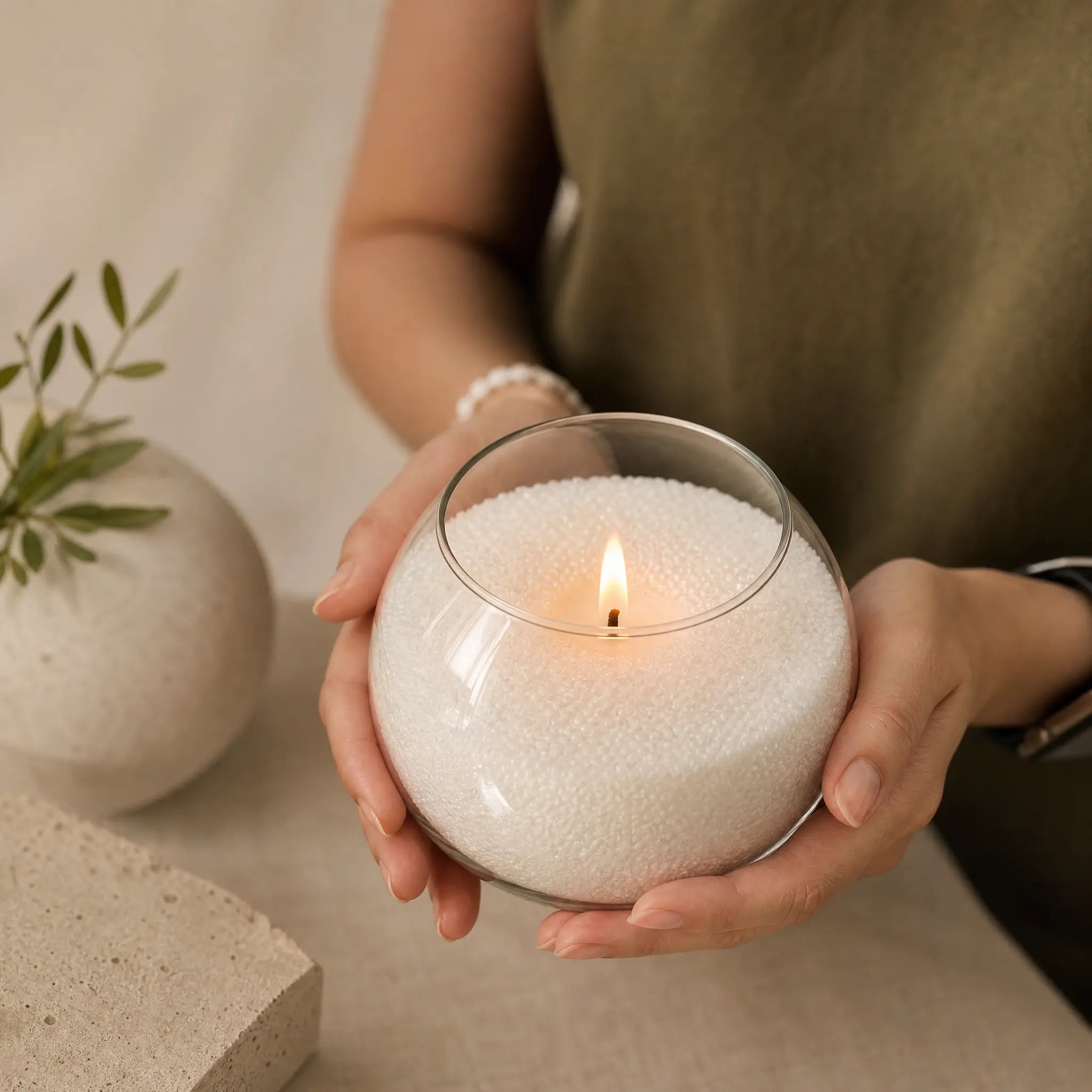 LUMLU Classic Pearl Scented Candle - 18 oz White | Refillable