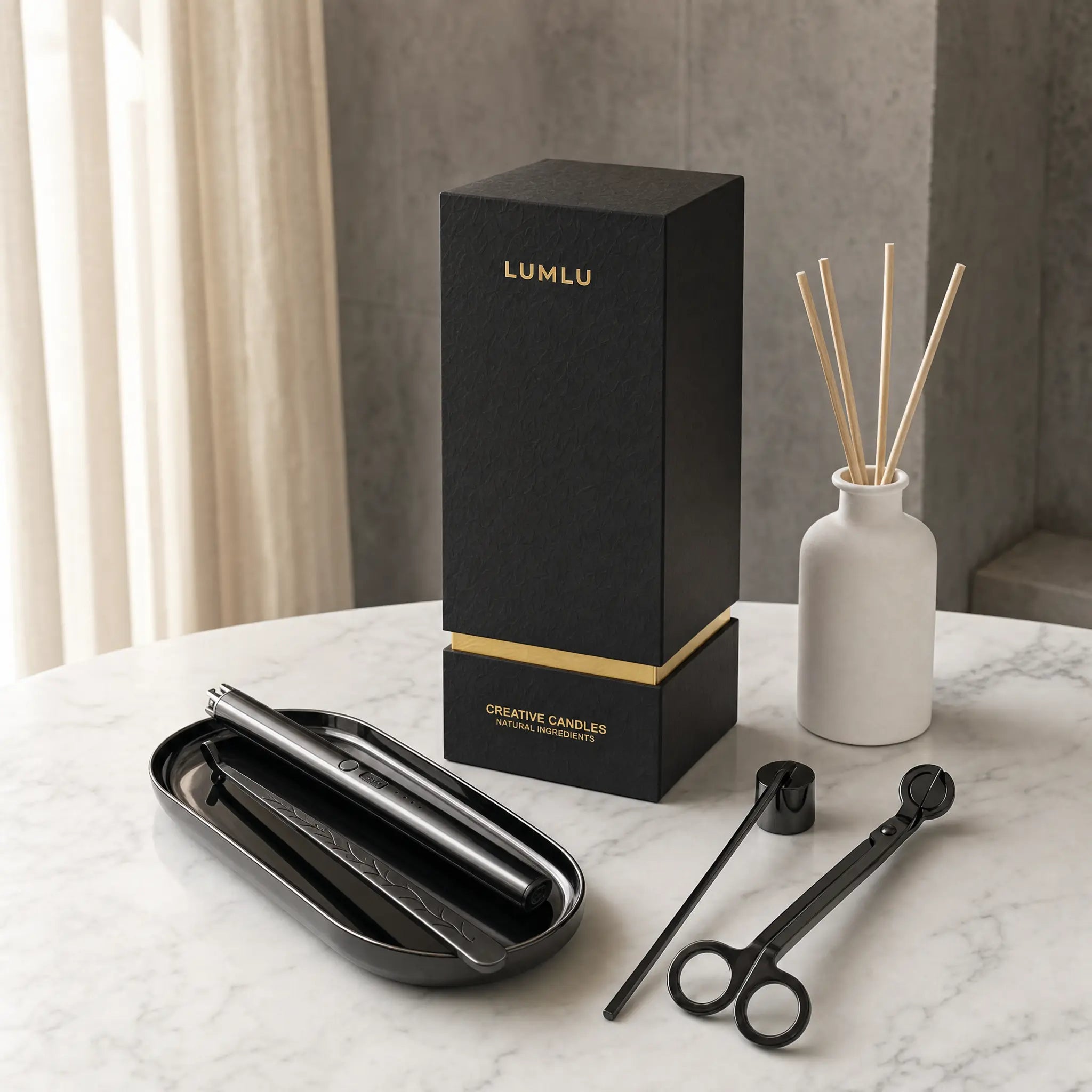 Classic 18oz Pearl Candle + Wick Extinguisher Set